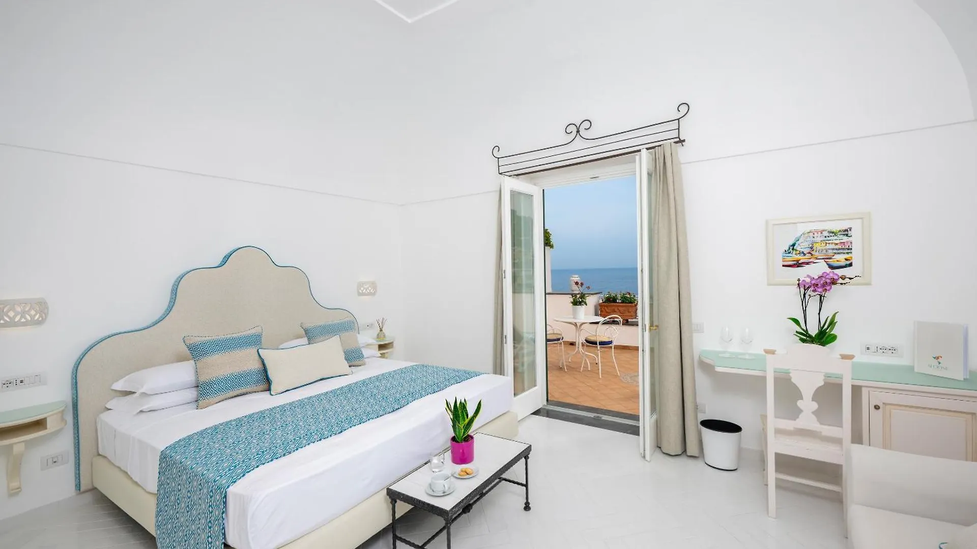 11 Central Hotels in Positano City Centre That Stand Out