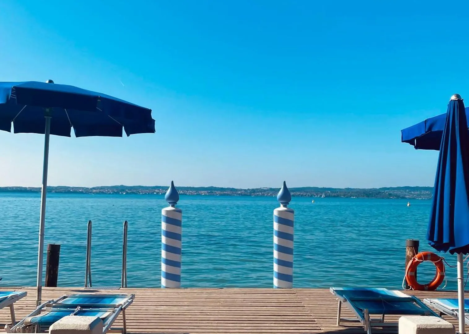 Staying in Sirmione: 2 Budget Hotels on Lake Garda Compared